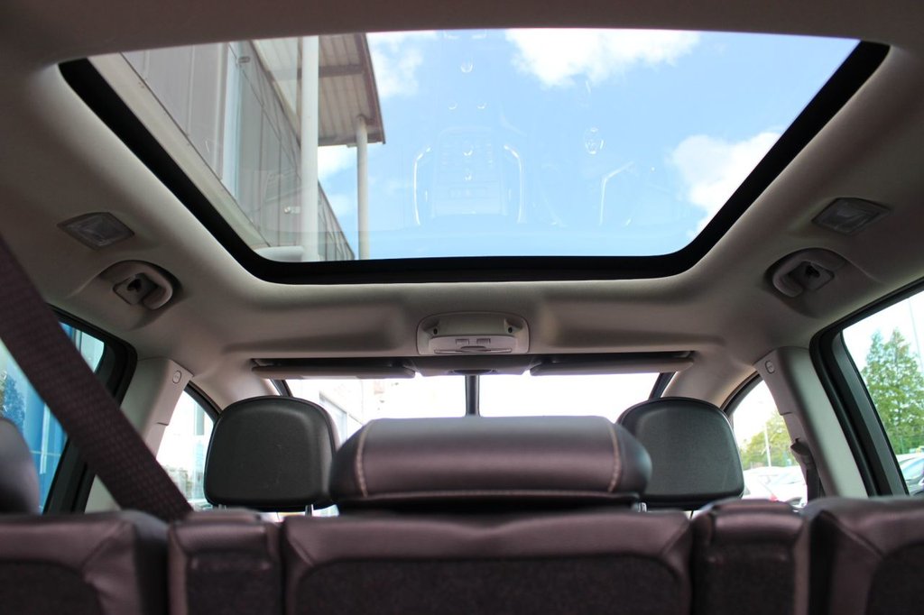 Used Vauxhall Zafira 2015 for sale - 76163102: Photo 2