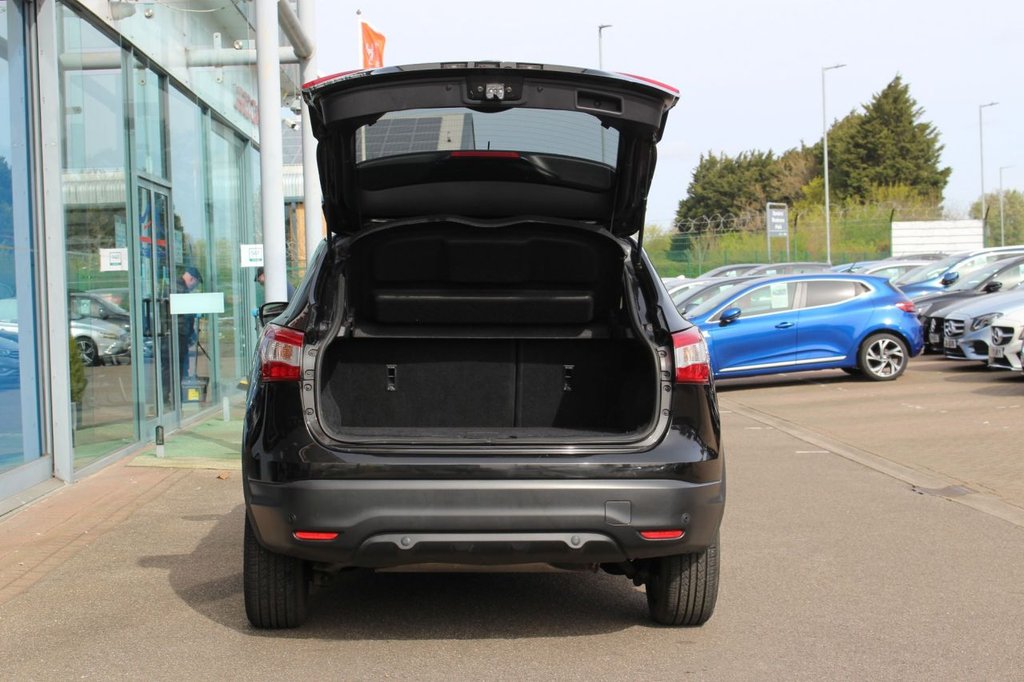 Used Nissan Qashqai 2015 for sale - 78200365: Photo 7