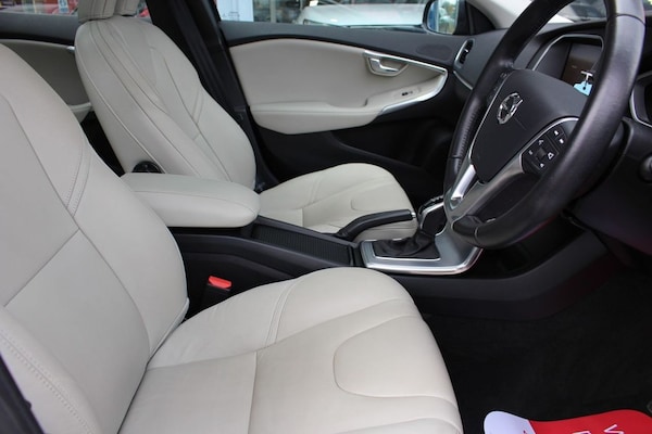 Used Volvo V40 2018 for sale - 75411051: Photo 11