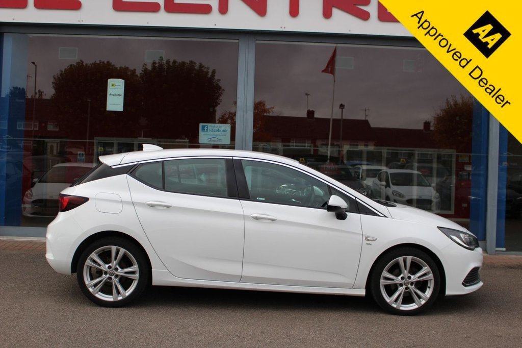 Used Vauxhall Astra 2017 for sale - 76291414: Photo 2