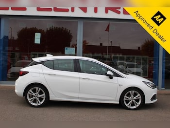 Used Vauxhall Astra 2017 for sale - 76291414: Photo 2