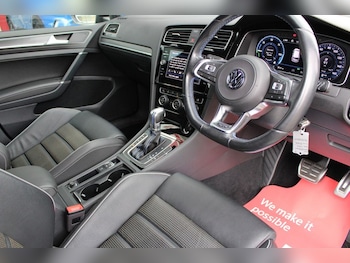 Used Volkswagen Golf 2018 for sale - 79323232: Photo