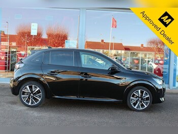 Used Peugeot 208 2022 for sale - 77276642: Photo