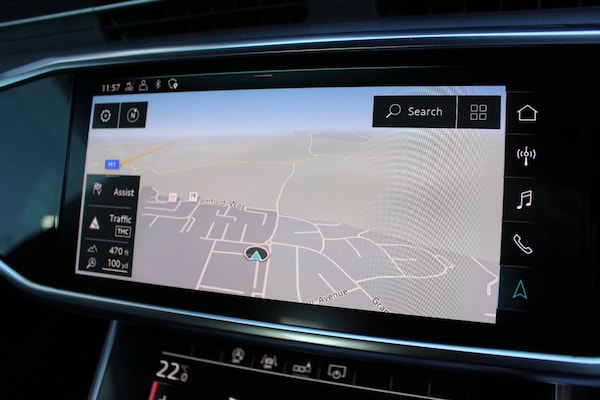 Used Audi A6 Saloon 2019 for sale - 73400409: Photo 2