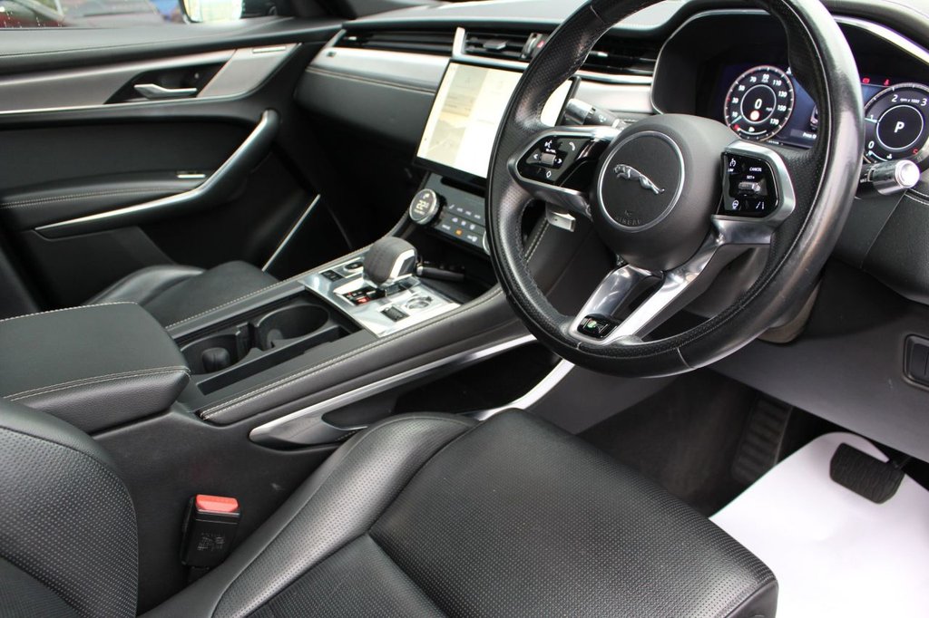 Used Jaguar F-Pace 2021 for sale - 76520810: Photo 13