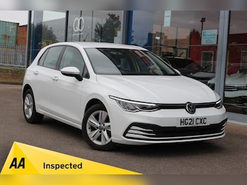 Volkswagen - Golf