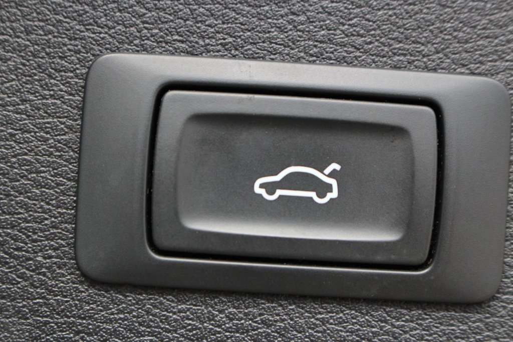 Used Audi A4 Avant 2019 for sale - 76266595: Photo 10