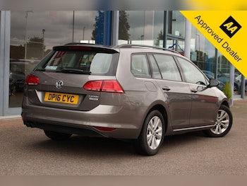 Used Volkswagen Golf 2016 for sale - 78212940: Photo