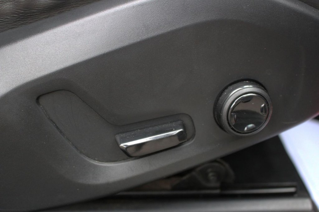 Used Volvo XC60 2018 for sale - 78212930: Photo 13