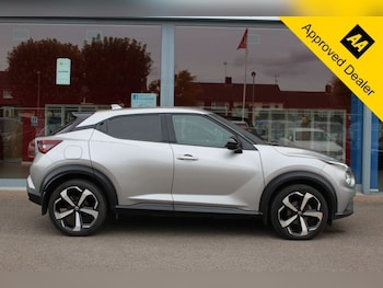 Used Nissan Juke 2020 for sale - 76105556: Photo 2