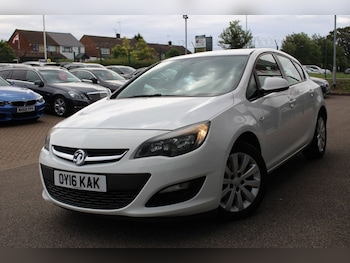 Used Vauxhall Astra 2016 for sale - 79032578: Photo