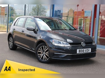 Used Volkswagen Golf 2018 for sale - 79394474: Photo