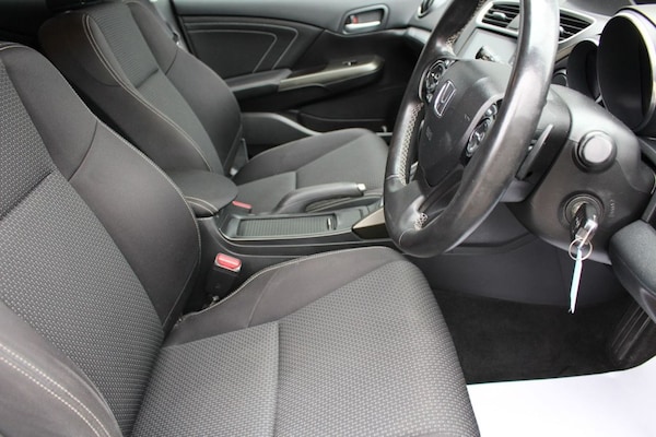 Used Honda Civic 2015 for sale - 76303942: Photo 10