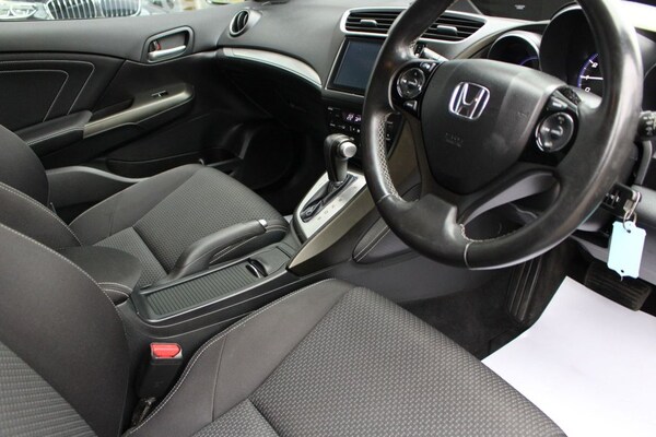Used Honda Civic 2015 for sale - 76303942: Photo 9