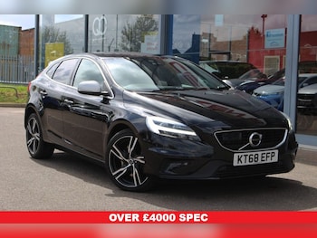 Used Volvo V40 2019 for sale - 78299729: Photo