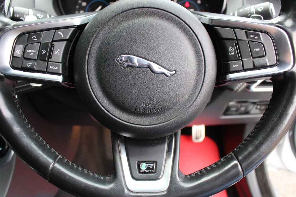 Used Jaguar XE 2019 for sale - 77680219: Photo 13