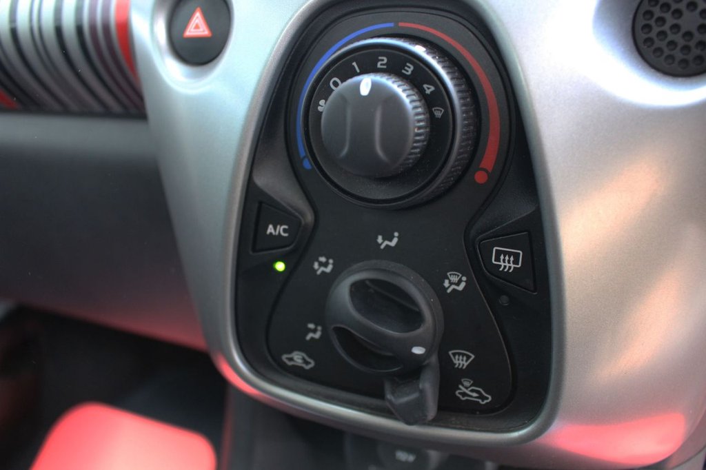 Used Peugeot 108 2015 for sale - 77096723: Photo 13