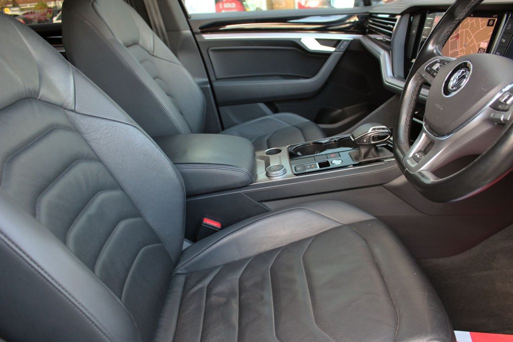 Used Volkswagen Touareg 2018 for sale - 78145102: Photo 11