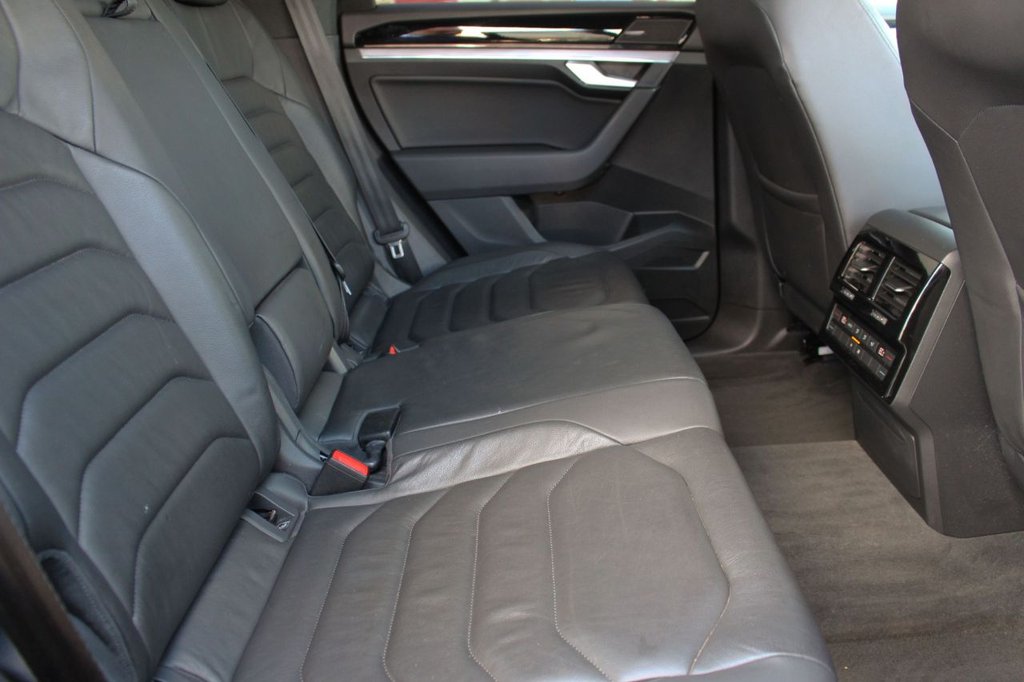 Used Volkswagen Touareg 2018 for sale - 78145102: Photo 19