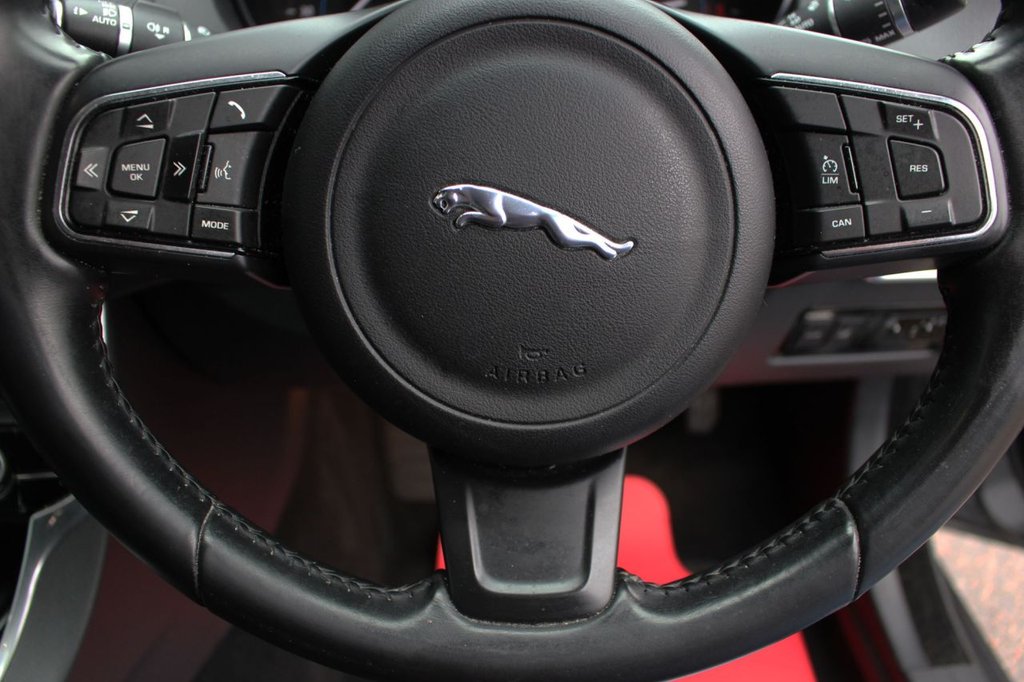 Used Jaguar XE 2016 for sale - 77571564: Photo 13