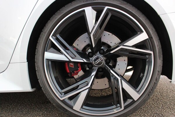 Used Audi RS6 Avant 2020 for sale - 69654988: Photo 32