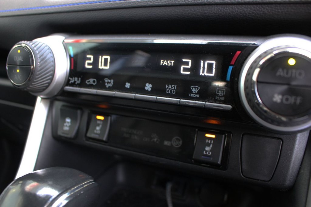 Used Toyota RAV4 2020 for sale - 76172928: Photo 15