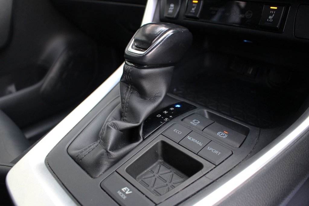 Used Toyota RAV4 2020 for sale - 76172928: Photo 16