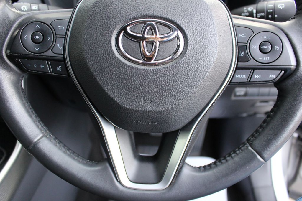 Used Toyota RAV4 2020 for sale - 76172928: Photo 17