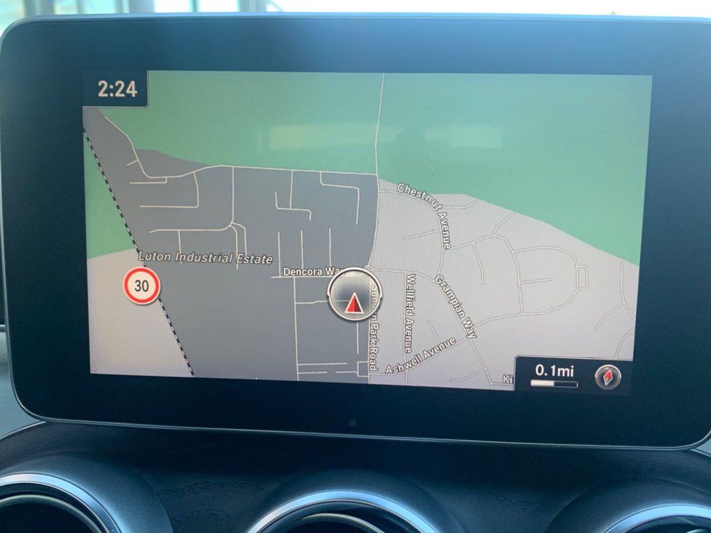 Used Mercedes-Benz C Class 2017 for sale - 77048873: Photo 3