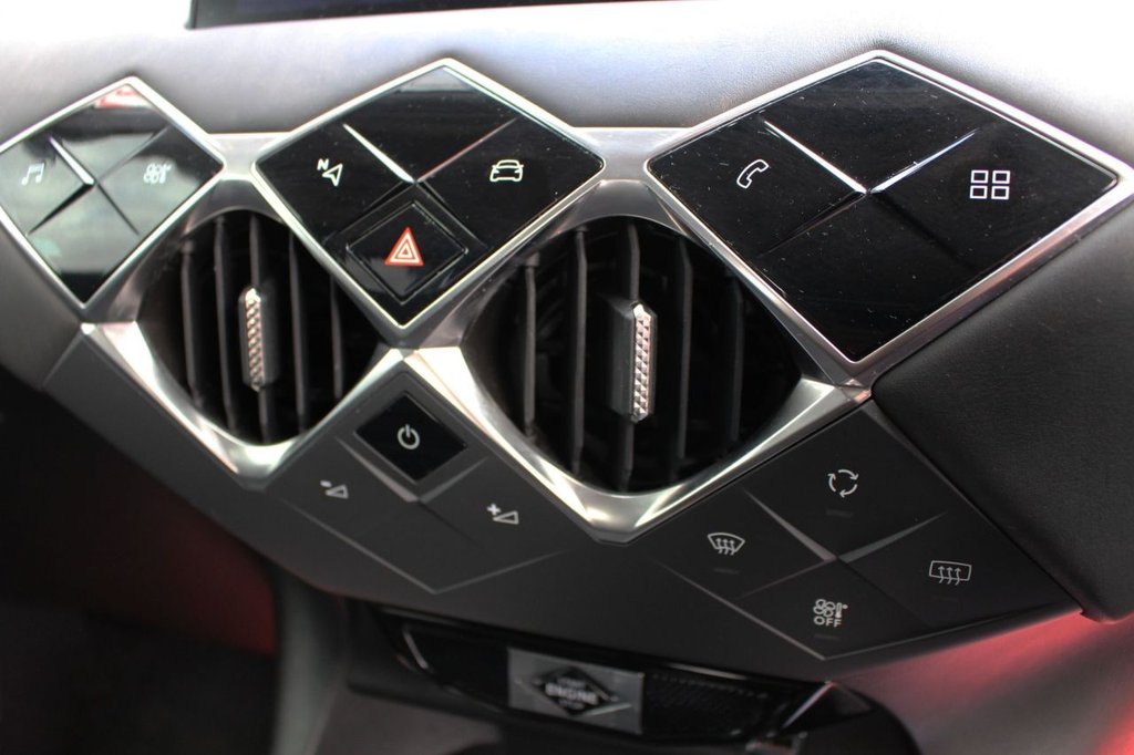 Used DS Automobiles DS 3 Crossback 2022 for sale - 77642610: Photo 18