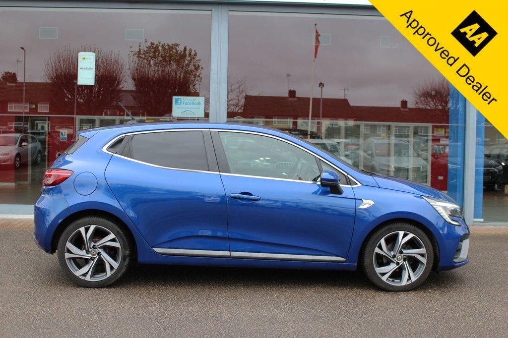 Used Renault Clio 2021 for sale - 76751412: Photo 2