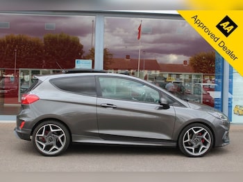 Used Ford Fiesta 2018 for sale - 79587712: Photo