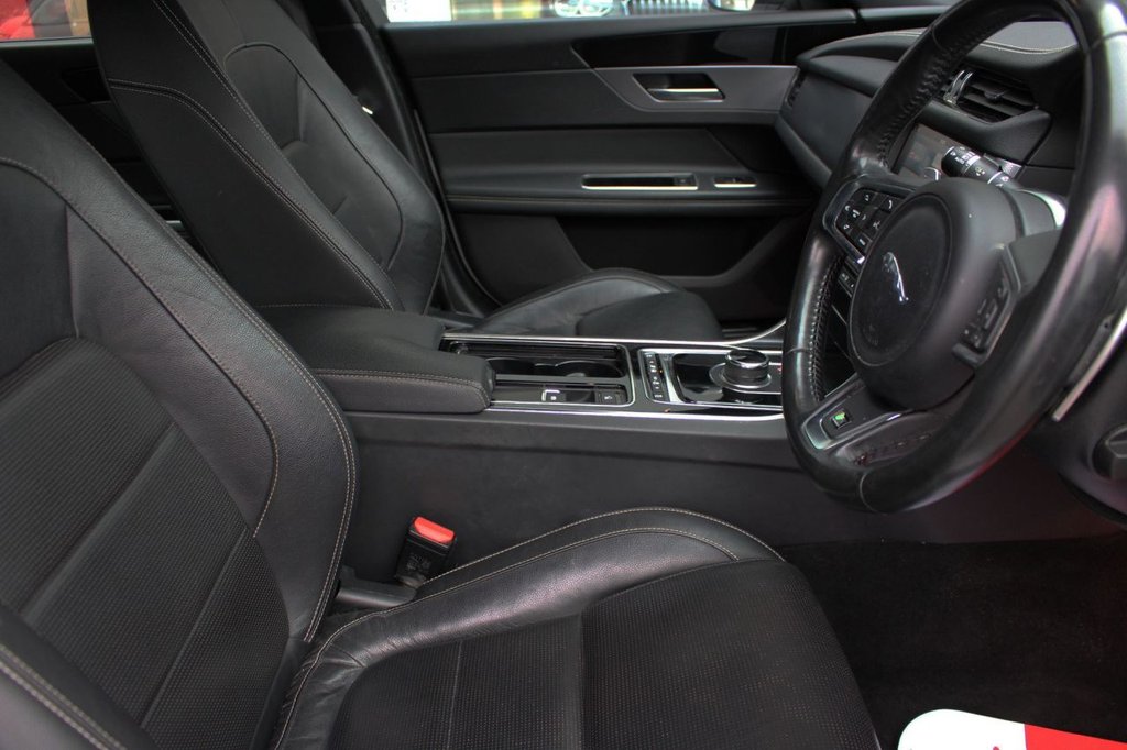 Used Jaguar XF 2018 for sale - 77065232: Photo 11