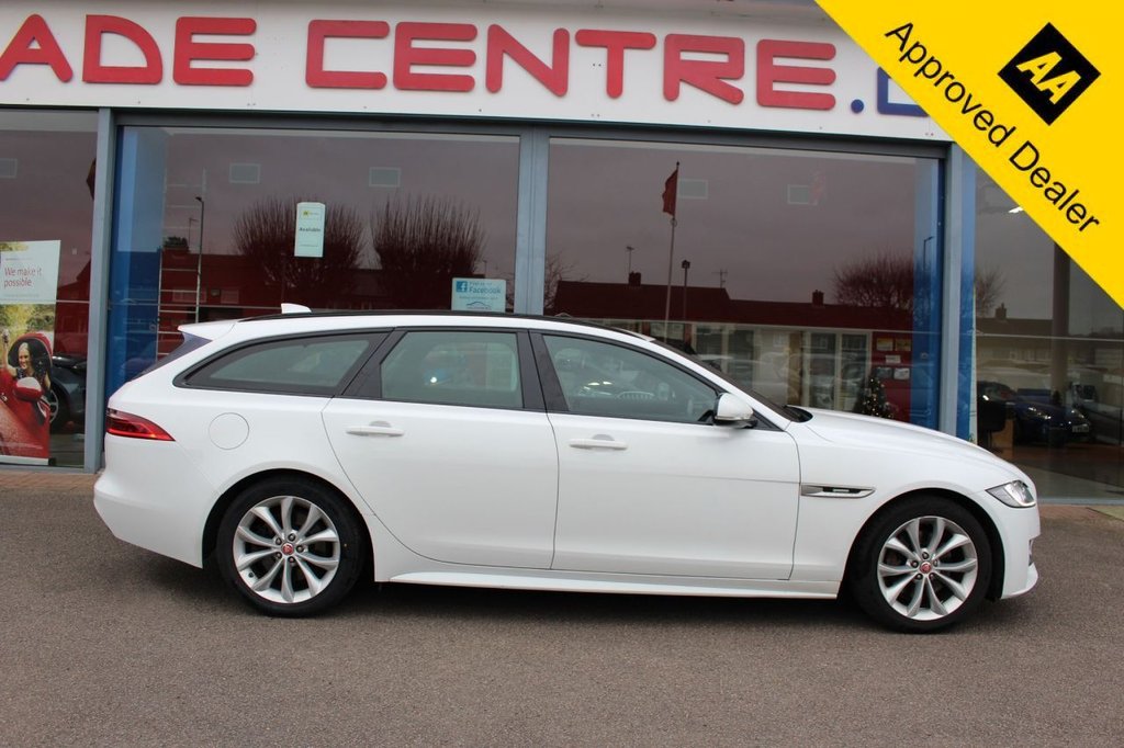 Used Jaguar XF 2018 for sale - 77065232: Photo 2