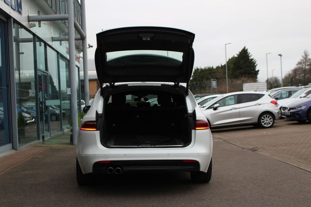 Used Jaguar XF 2018 for sale - 77065232: Photo 7