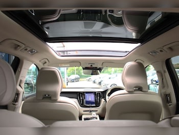 Used Volvo XC60 2020 for sale - 78769004: Photo