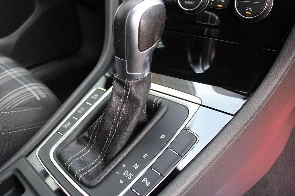 Used Volkswagen Golf 2018 for sale - 78017373: Photo 13