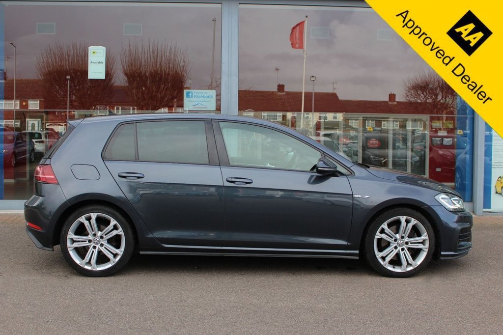 Used Volkswagen Golf 2018 for sale - 78017373: Photo 2