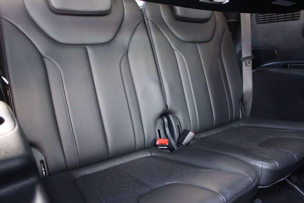 Used Hyundai Santa Fe 2018 for sale - 77720396: Photo 33