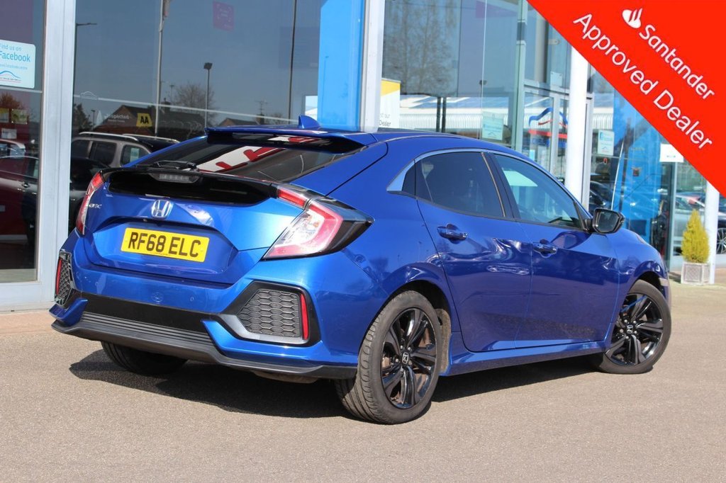 Used Honda Civic 2018 for sale - 78212957: Photo 3