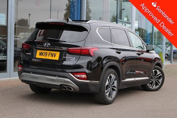 Used Hyundai Santa Fe 2019 for sale - 76202662: Photo 4