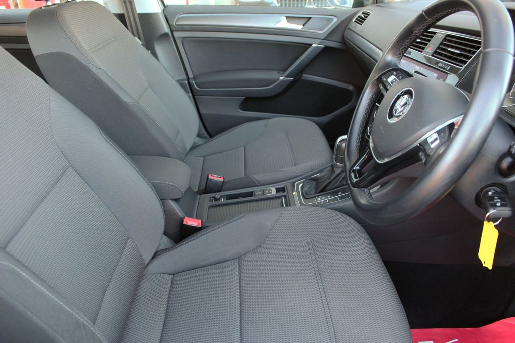 Used Volkswagen Golf 2017 for sale - 77096392: Photo 10