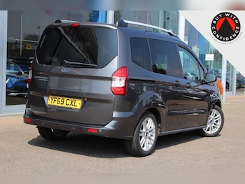Used Ford Tourneo Courier 2019 for sale - 79233818: Photo