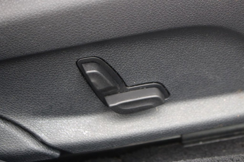 Used Mercedes-Benz E Class 2016 for sale - 77621697: Photo 12