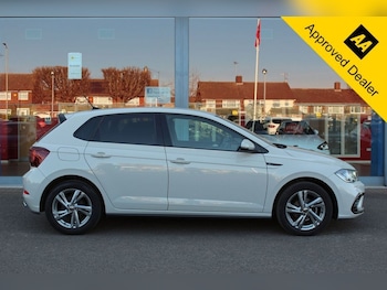 Used Volkswagen Polo 2023 for sale - 75876686: Photo
