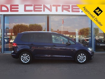 Used Volkswagen Touran 2017 for sale - 79323233: Photo