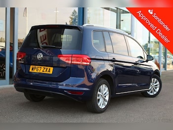 Used Volkswagen Touran 2017 for sale - 79323233: Photo
