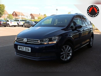 Used Volkswagen Touran 2017 for sale - 79323233: Photo