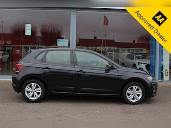 Used Volkswagen Polo 2019 for sale - 77507463: Photo