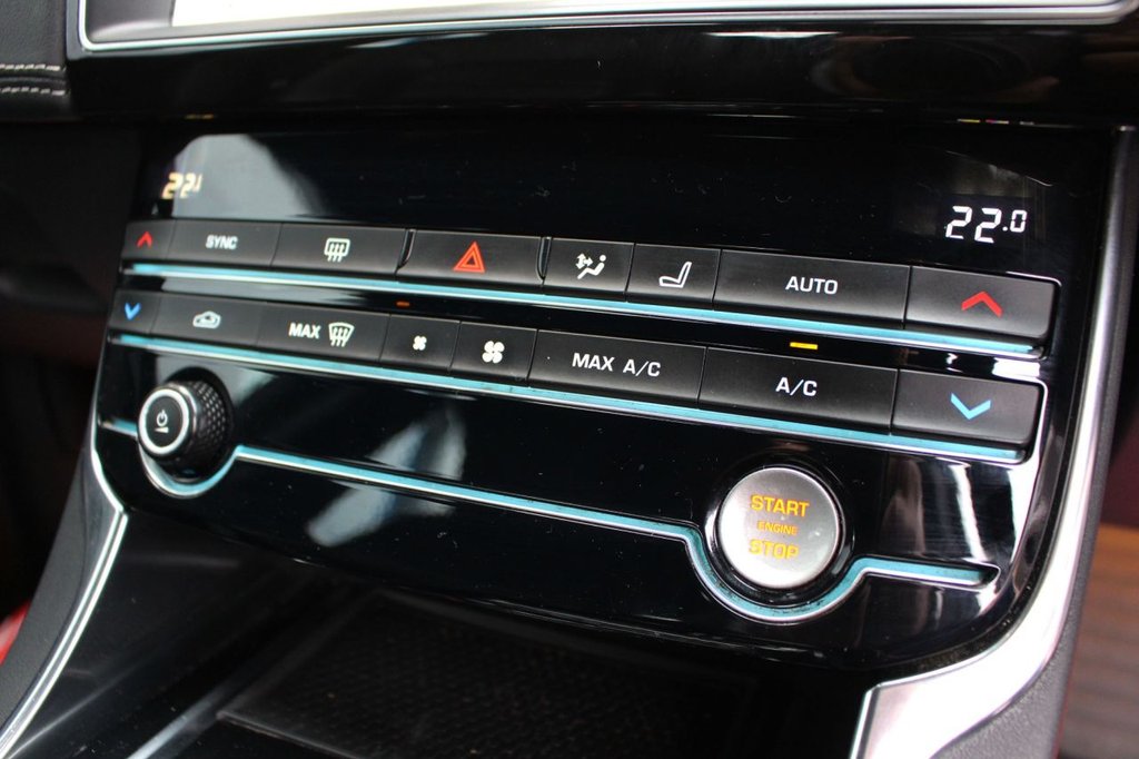 Used Jaguar XE 2019 for sale - 76439284: Photo 10